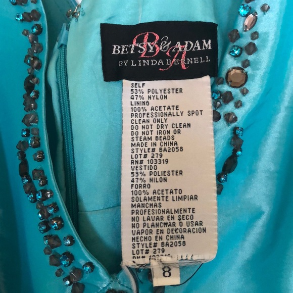 Vintage-style party dress. Gorgeous beading. - Picture 3 of 5